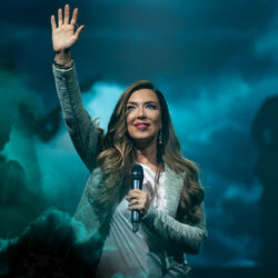 Picture of Aline Brasil