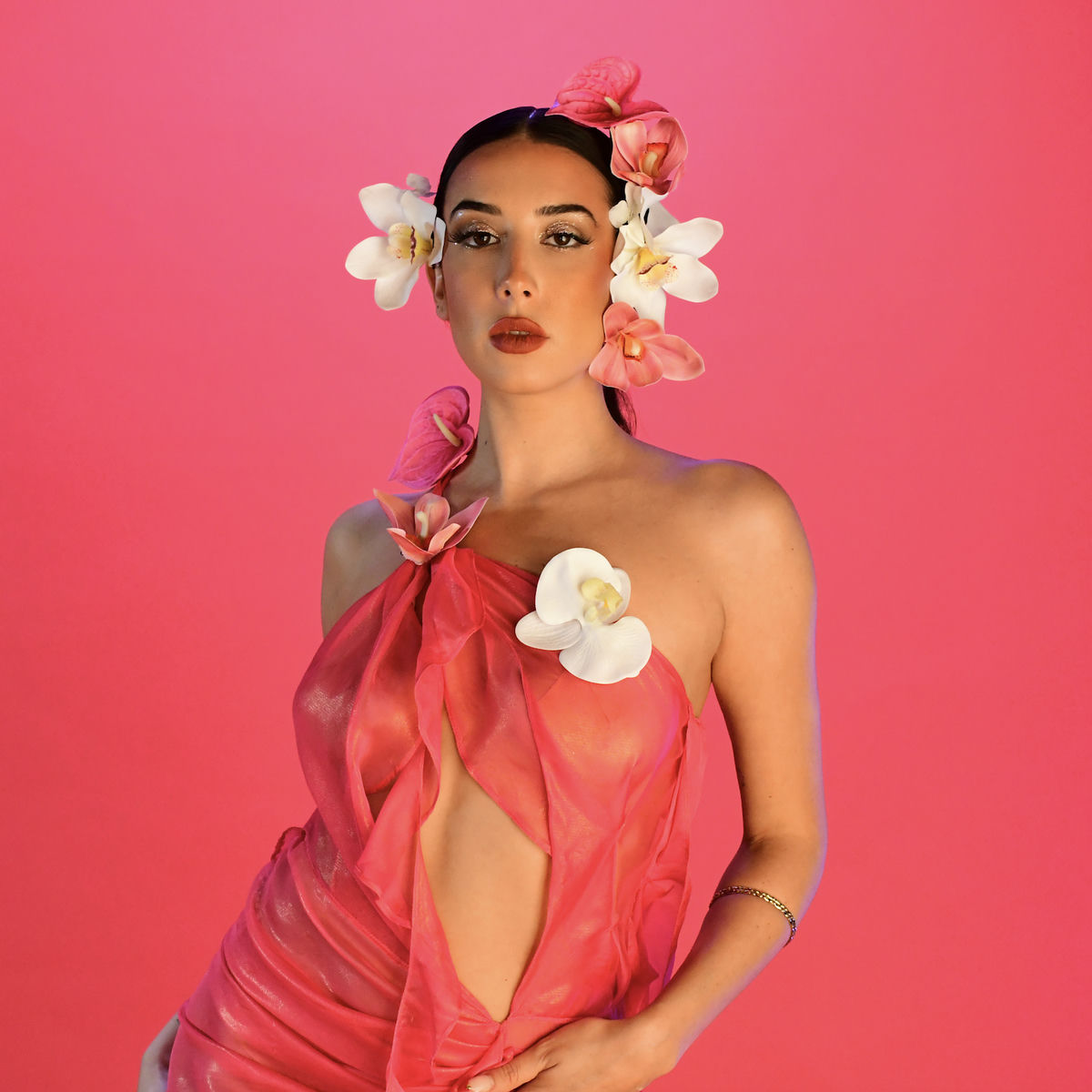 Artist picture of Naïka