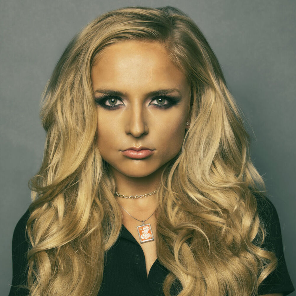 Picture of Mackenzie Nicole