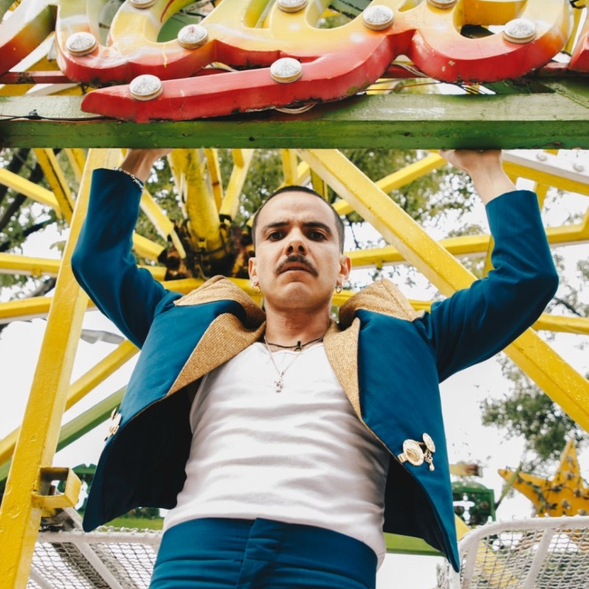 Artist picture of Simpson Ahuevo