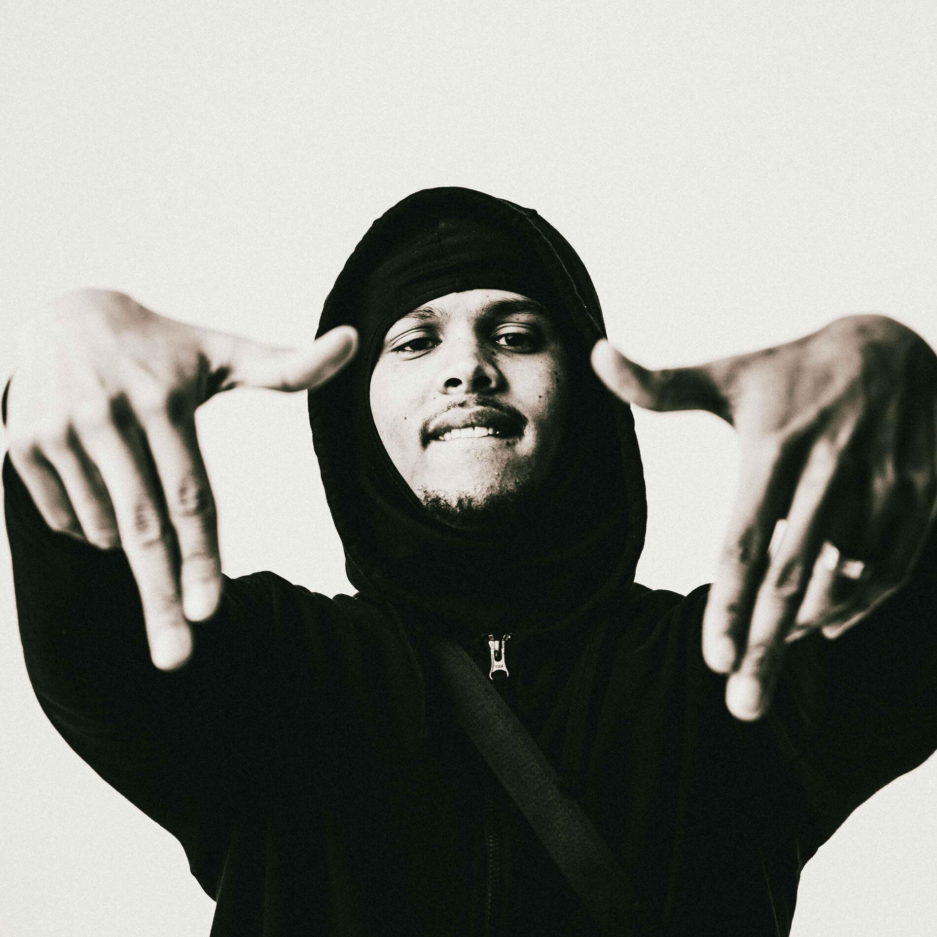 Artist picture of Lusho