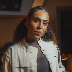 Picture of Paloma Possi