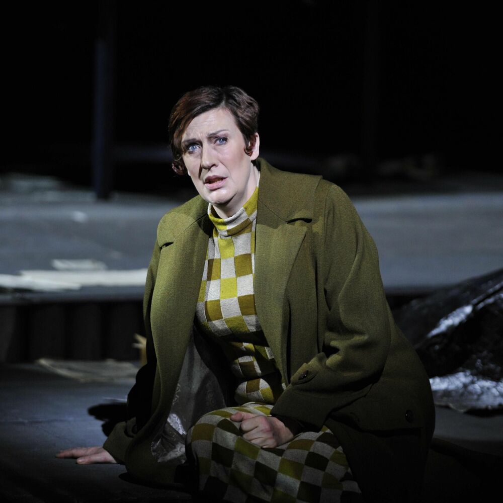Picture of Sarah Connolly