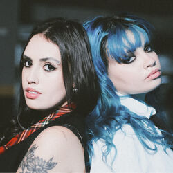 Picture of Carol & Vitoria