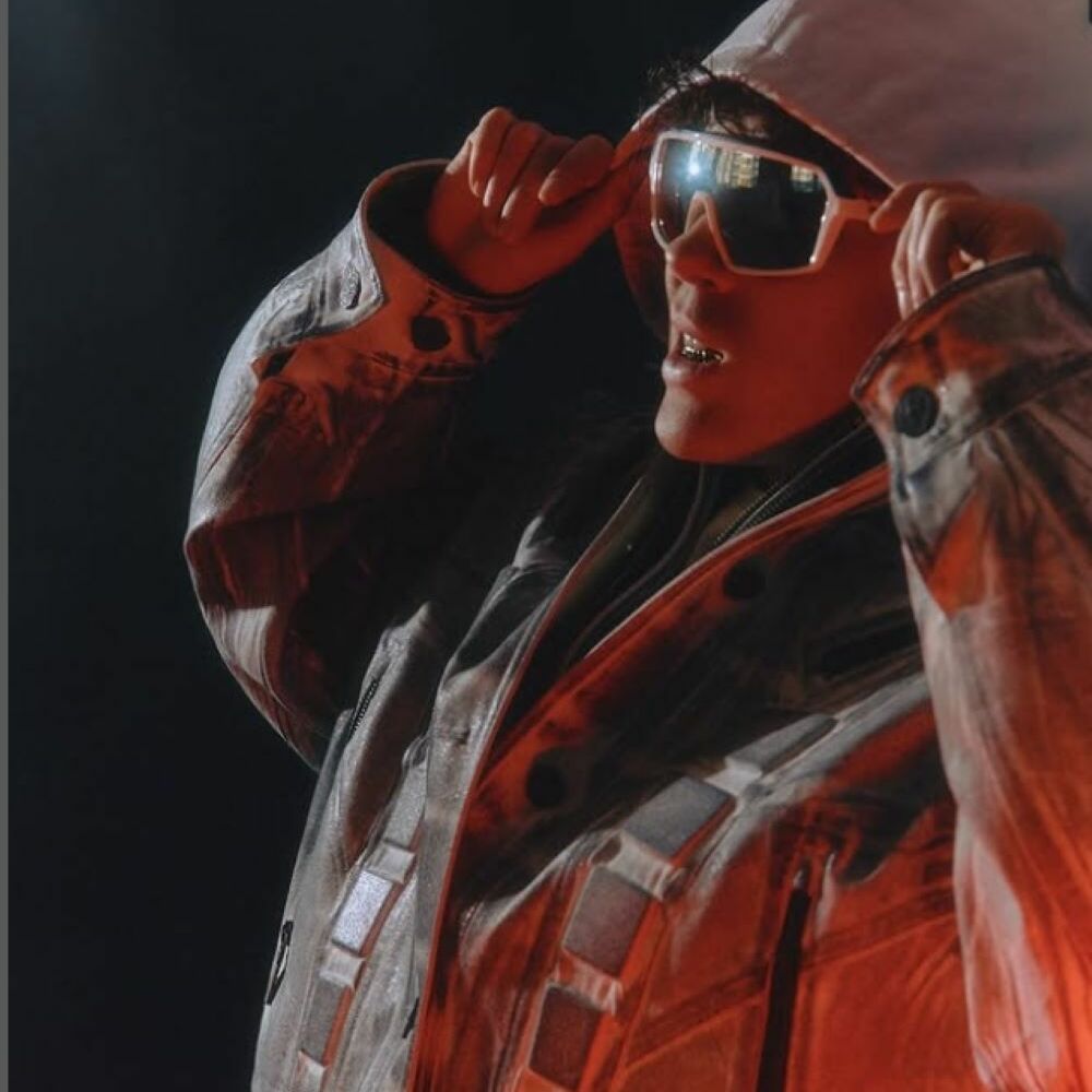 Picture of Low-Red