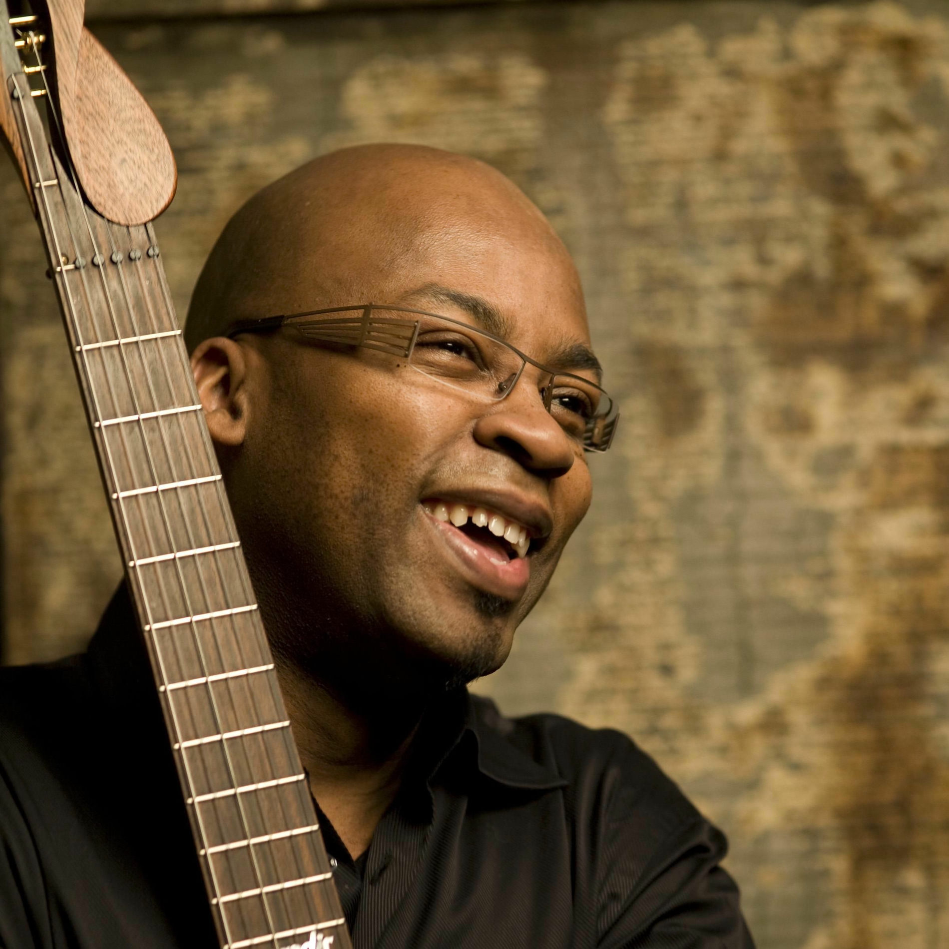 Artist picture of Lionel Loueke