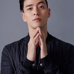 Picture of James Lee