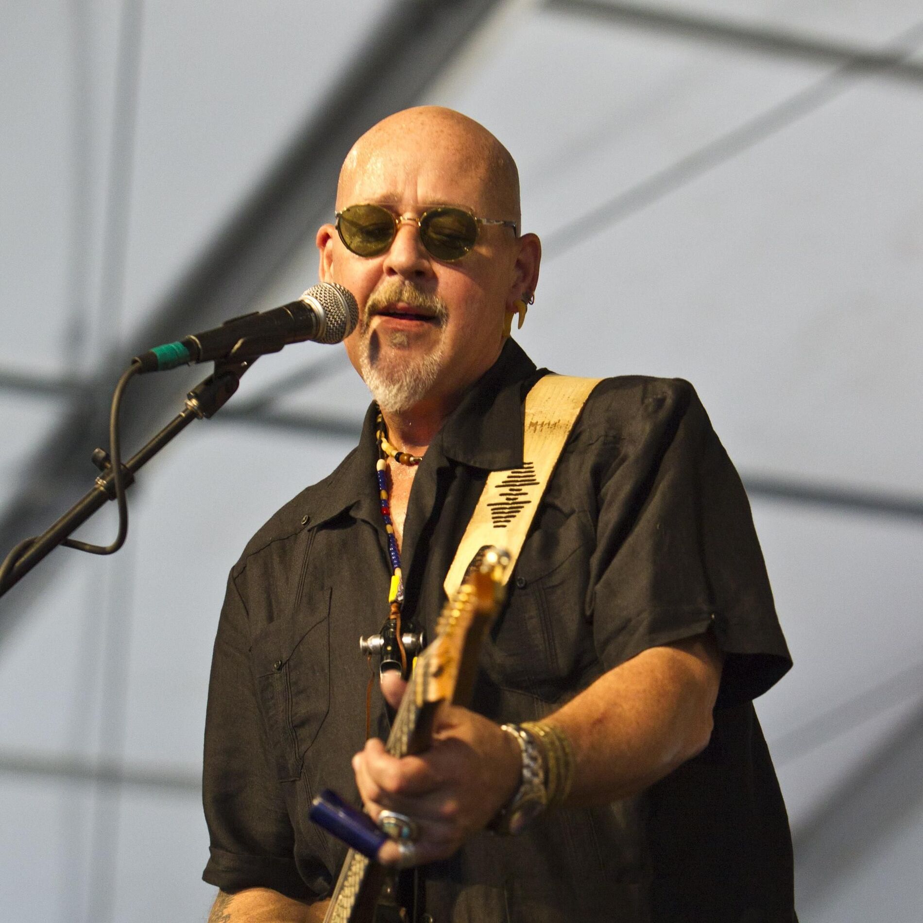 Artist picture of John Mooney