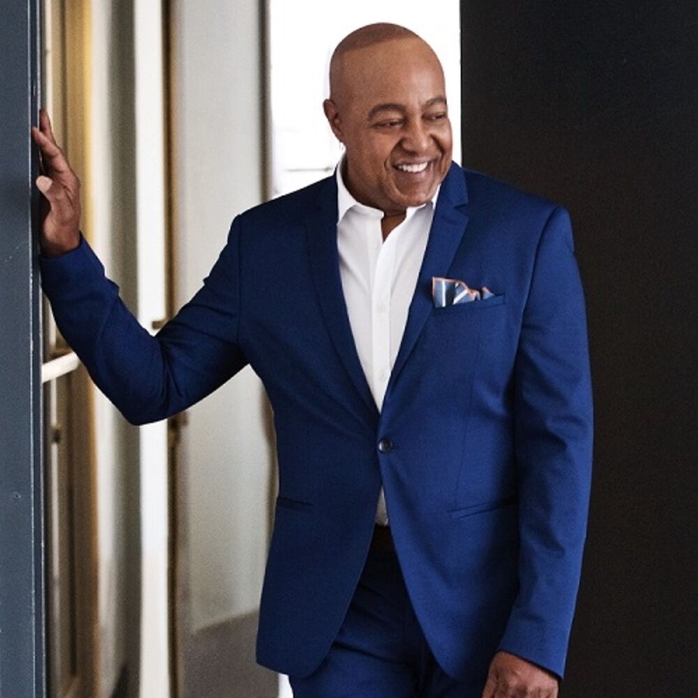 Picture of Peabo Bryson