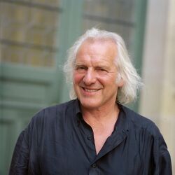 Picture of Julos Beaucarne