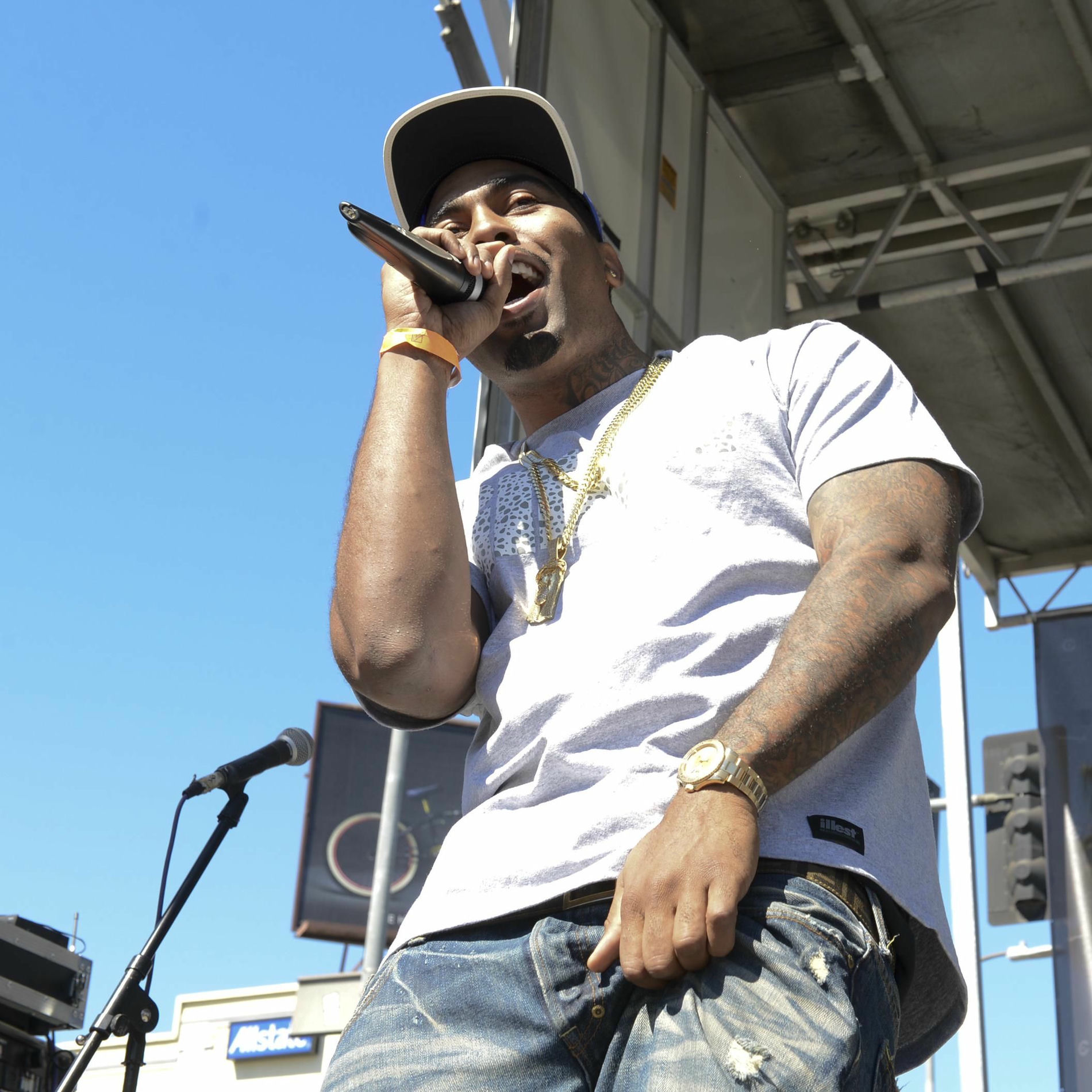 Artist picture of Clyde Carson