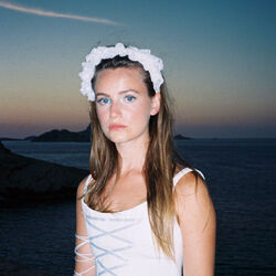 Picture of Louisadonna