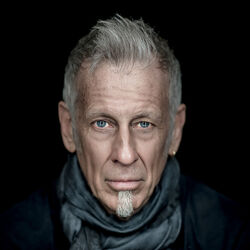 Picture of Joe Locke