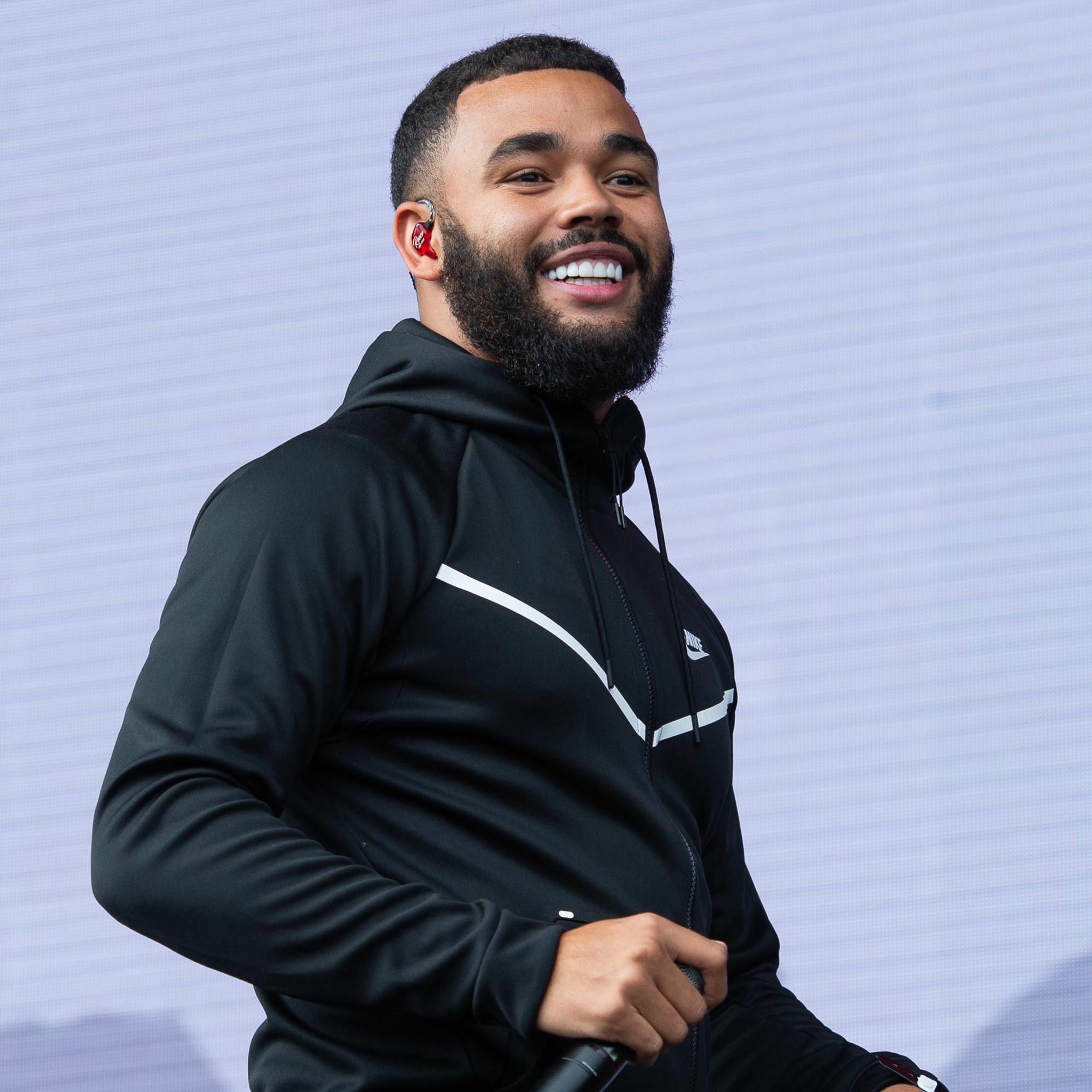 Artist picture of Yungen