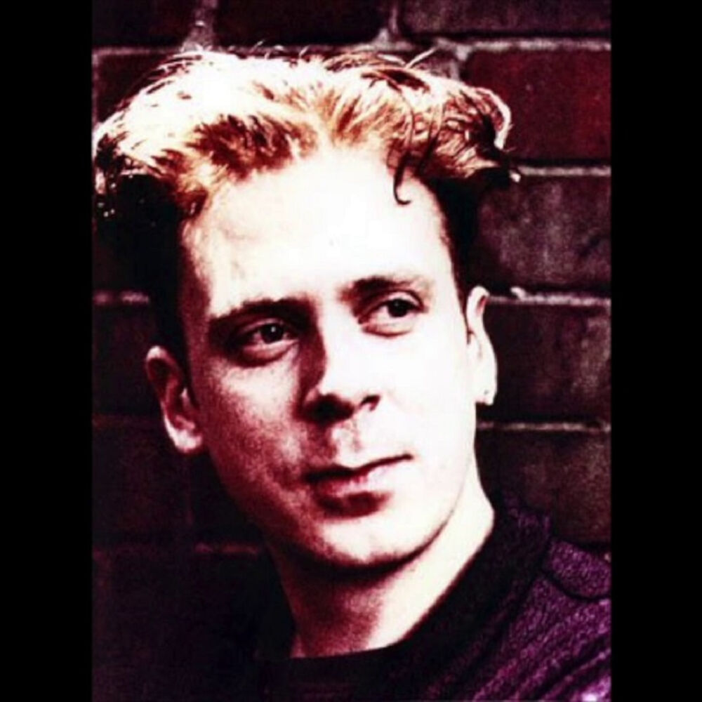 Picture of Simon Raymonde