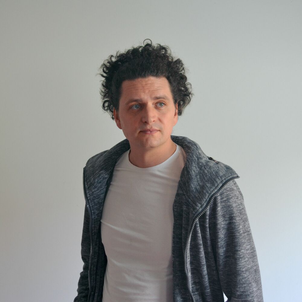 Picture of Vian Izak