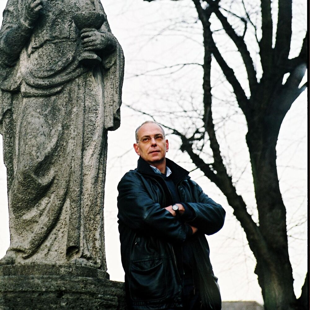 Picture of Christoph Schoener