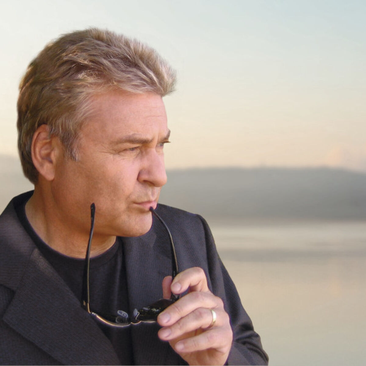 Dirk Busch