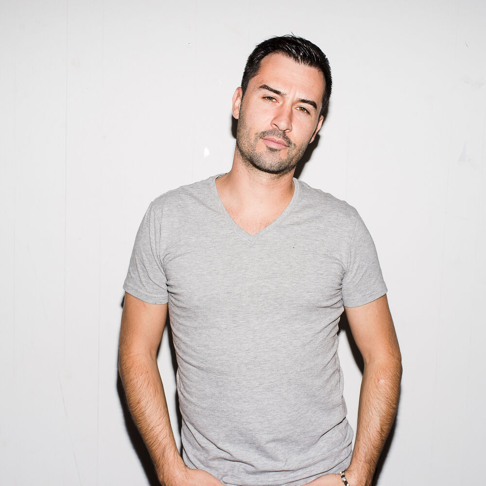 Picture of Yves Larock