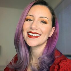 Picture of Gia Farrell