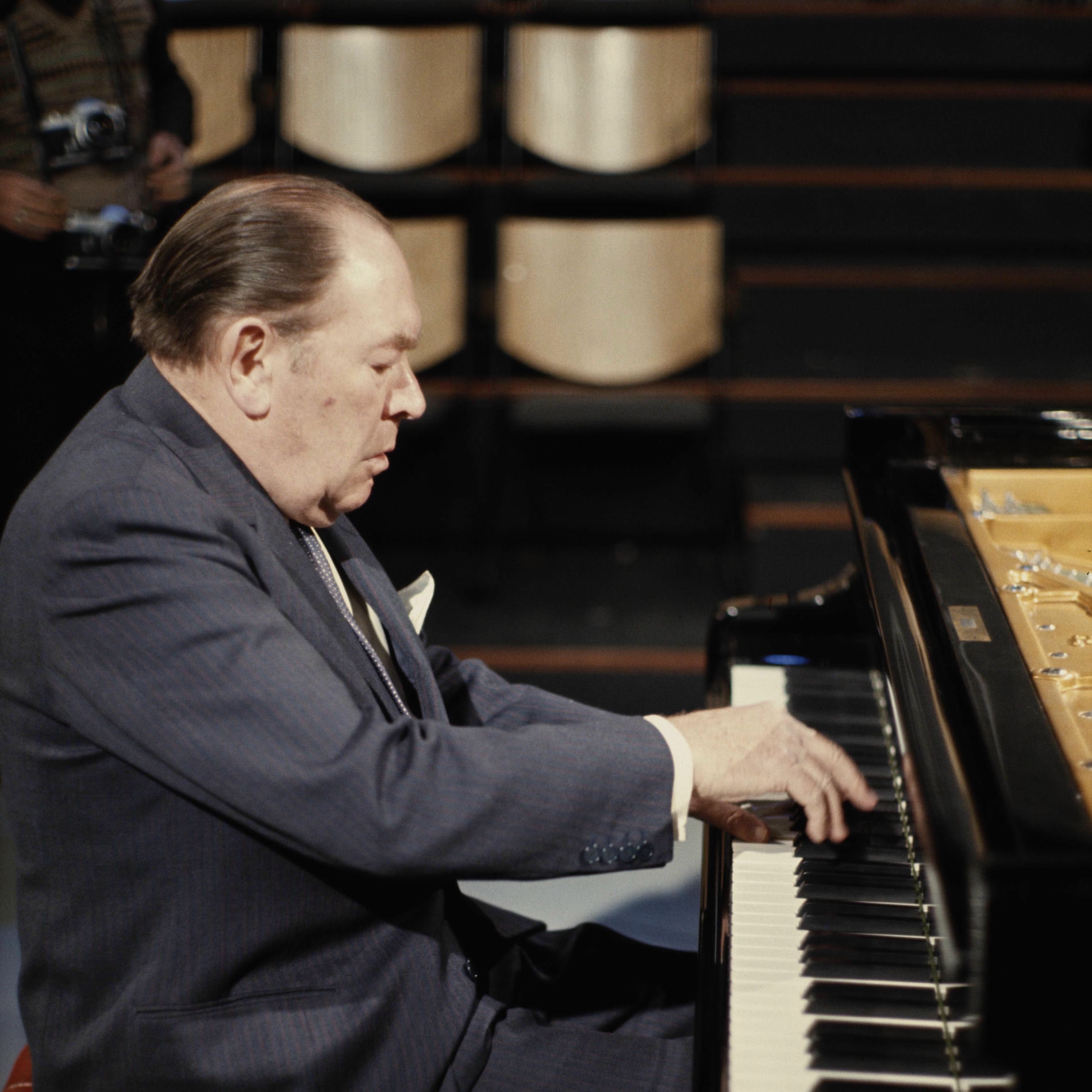 Artist picture of Gerald Moore