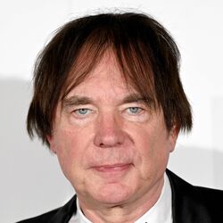 Picture of Julian Lloyd Webber