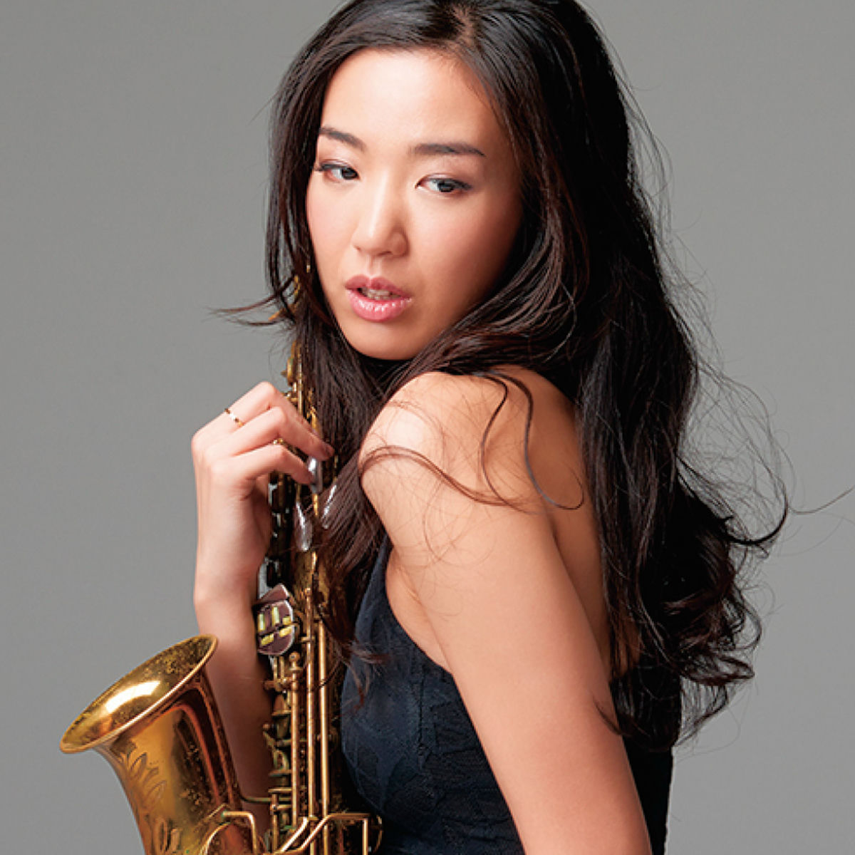 Saori Yano: albums, songs, playlists | Listen on Deezer