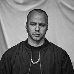Picture of Marlon Roudette