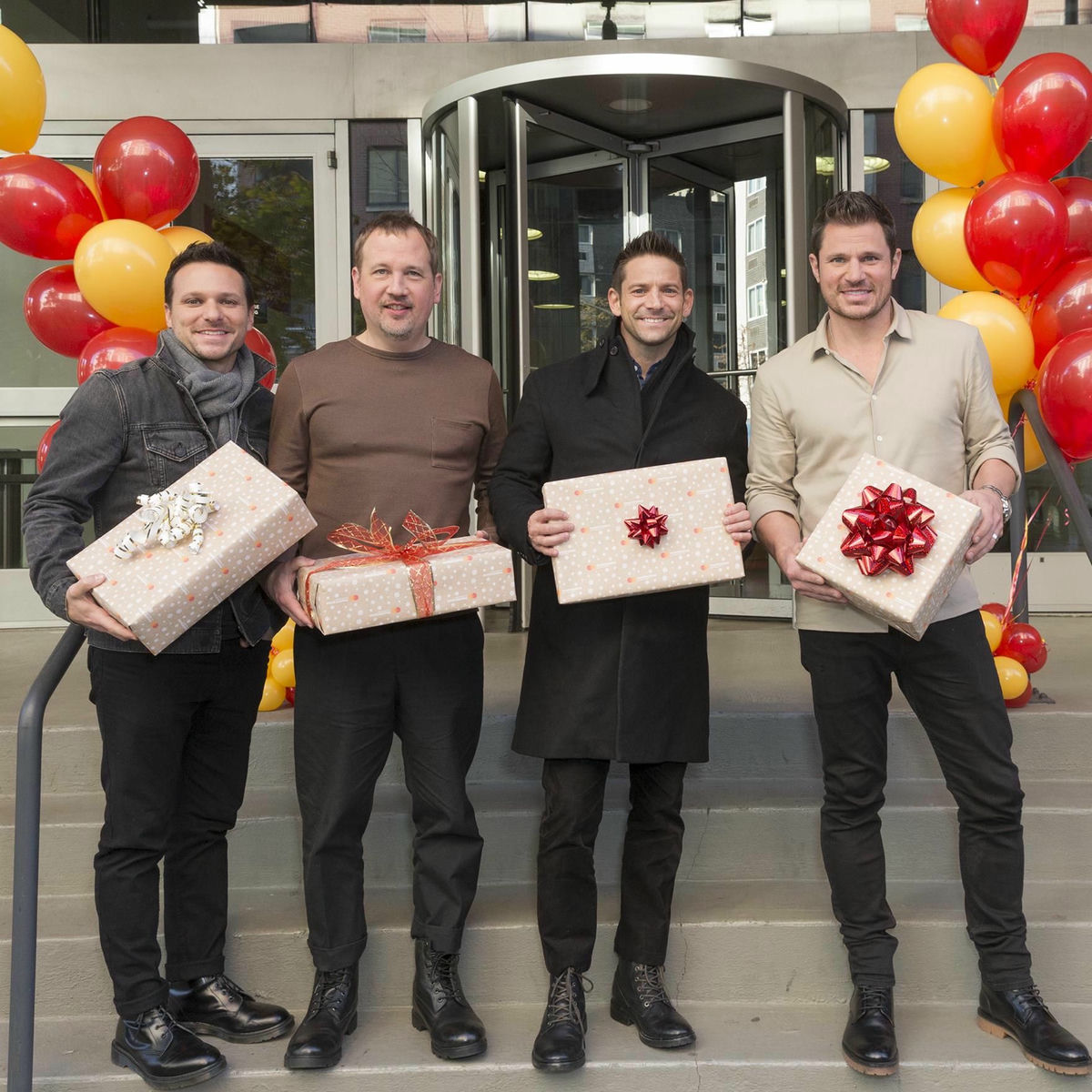 Artist picture of 98º