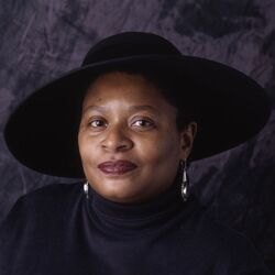 Picture of Deitra Farr