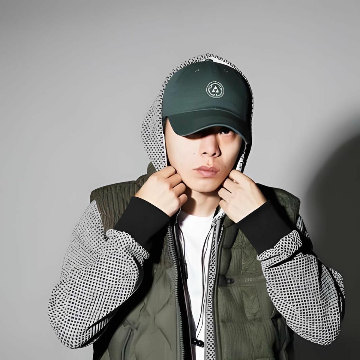 GADORO: アルバム、曲、コンサート | Deezer
