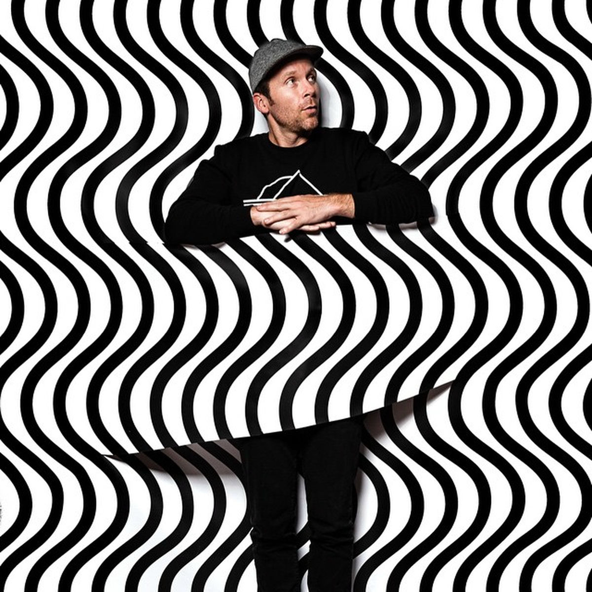 Artist picture of Mike Mago