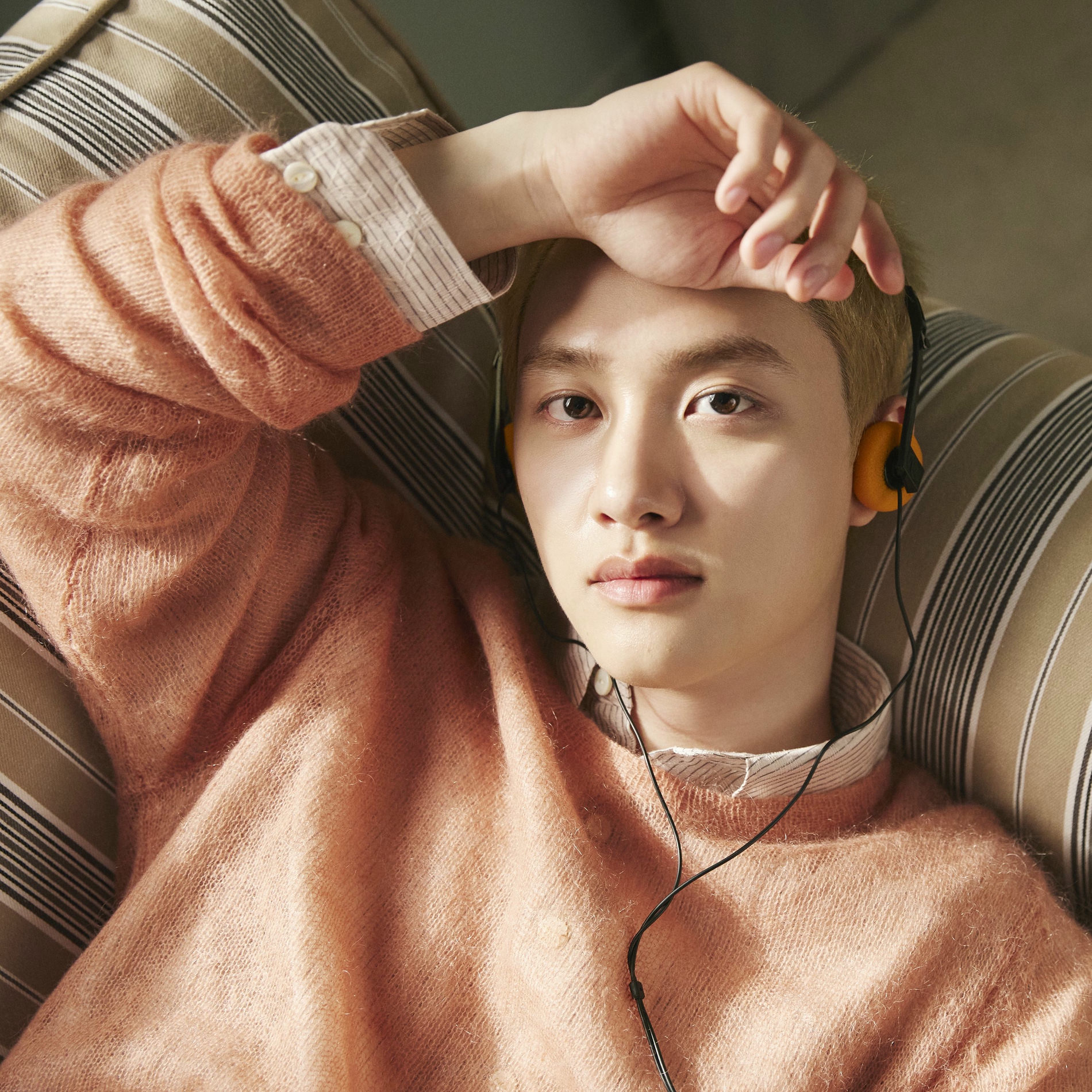 Artist picture of D.O.