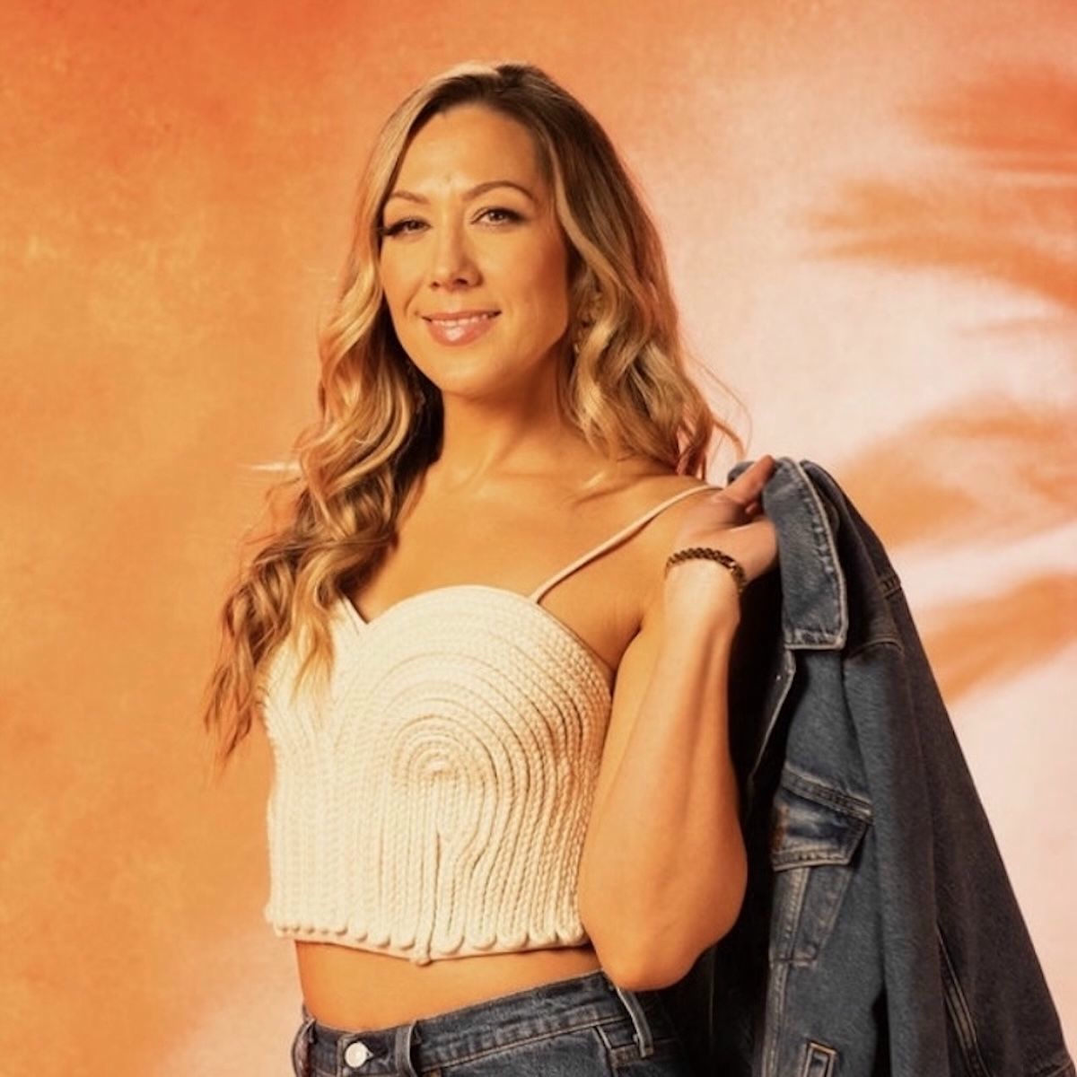 Artist picture of Colbie Caillat