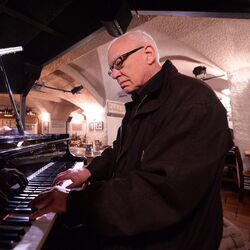 Picture of Steve Kuhn Trio