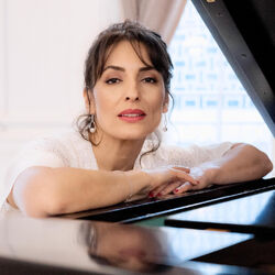 Picture of Zeynep Baksi Karatağ