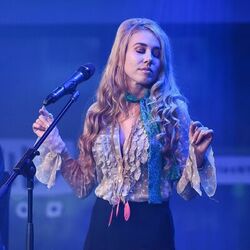 Picture of Haley Reinhart