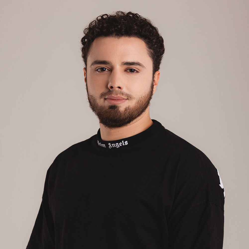 Picture of Vitor Bueno