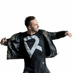 Picture of Rene Rodrigezz
