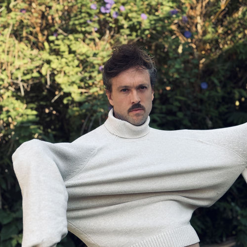 Alex Elbert Alex Ebert: albums, songs, concerts | Deezer