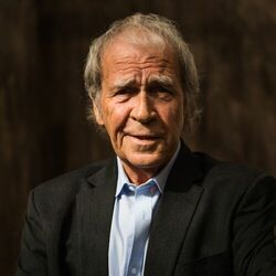Picture of Finbar Furey