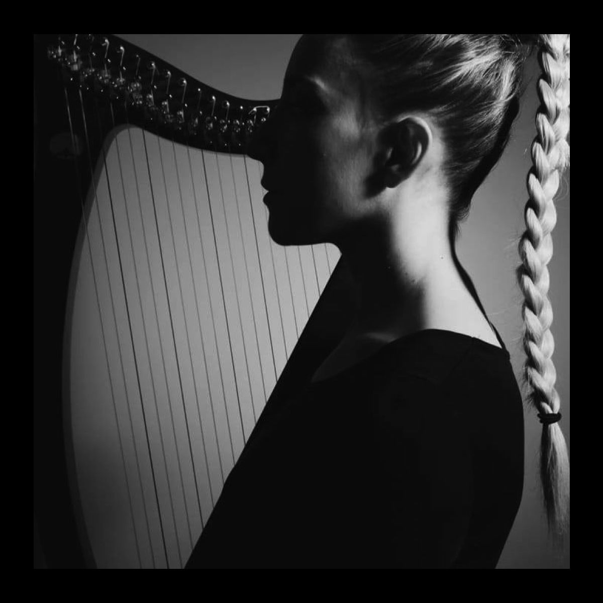 Artist picture of Gustine