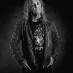 Picture of Ronnie Atkins