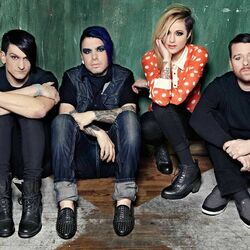 Picture of Shiny Toy Guns