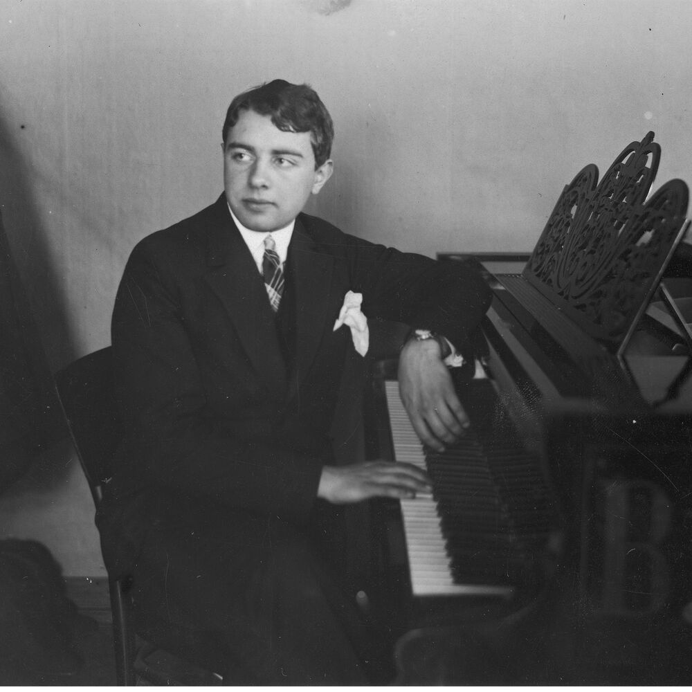 Picture of Lev Oborin