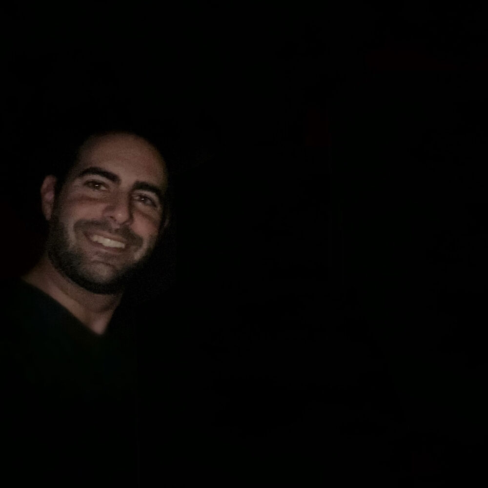 Picture of Tony Lizana