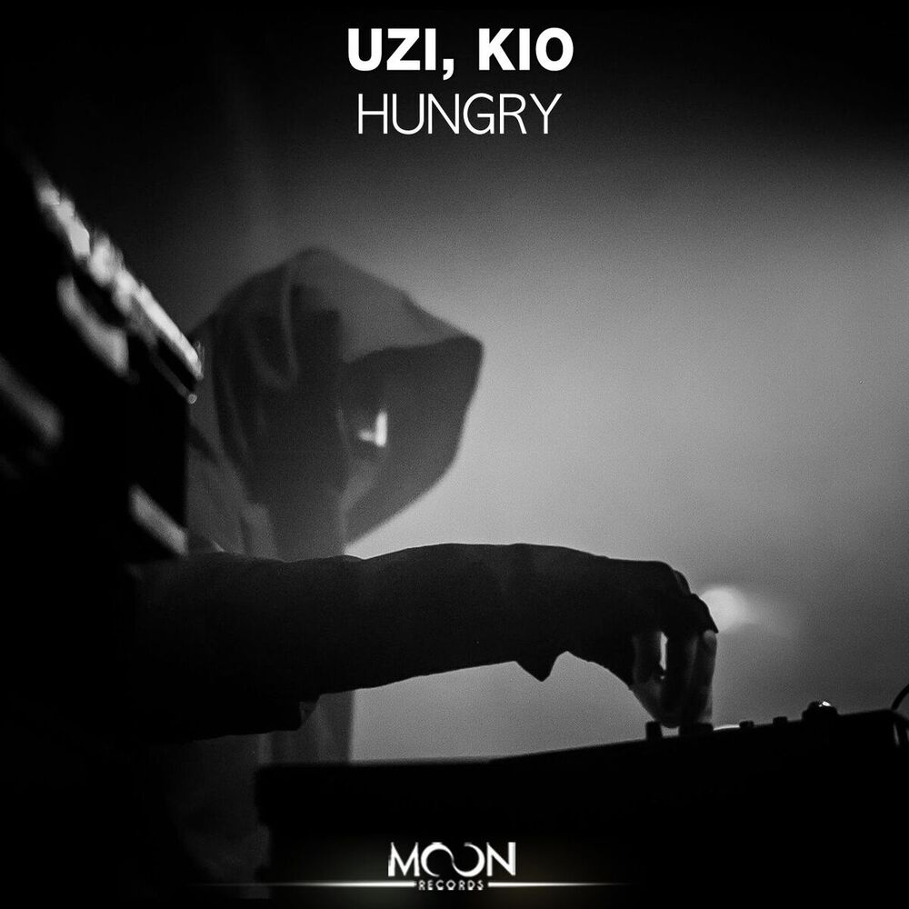 Picture of Uzi (KOR)