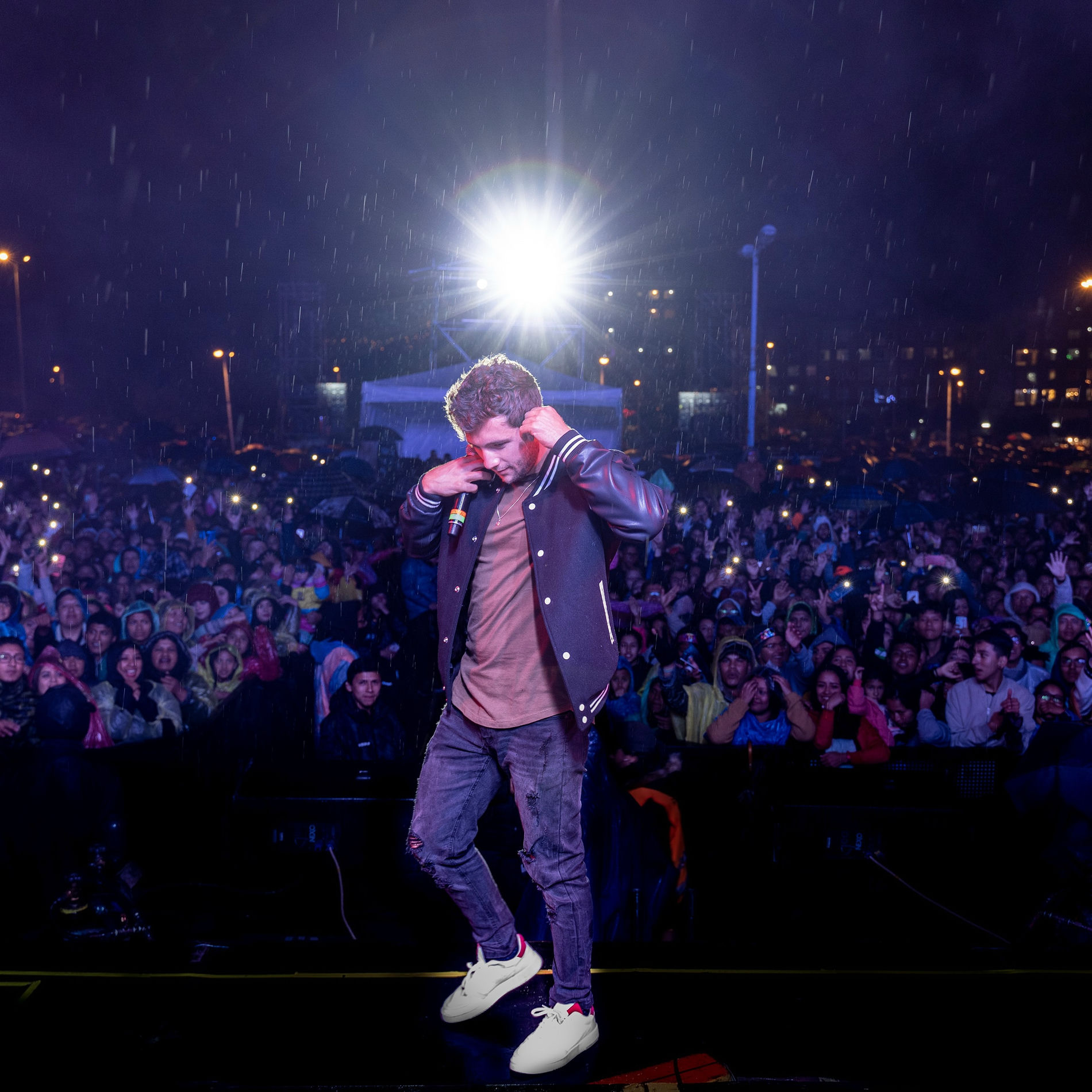 Artist picture of Arevalo