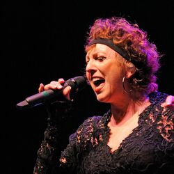 Picture of Cheryl Bentyne