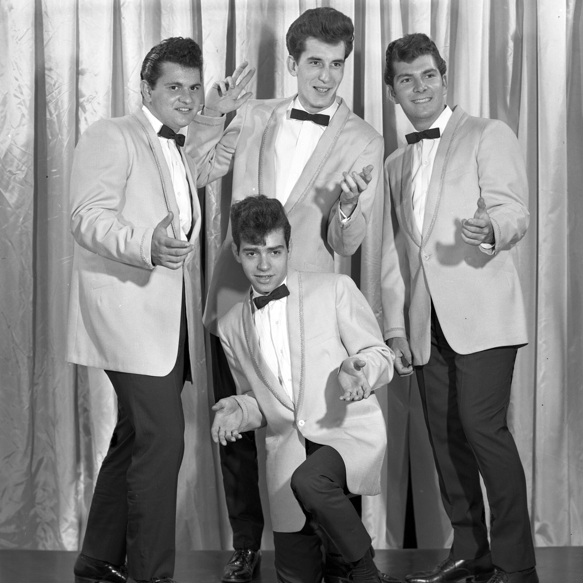 Larry Chance & the Earls